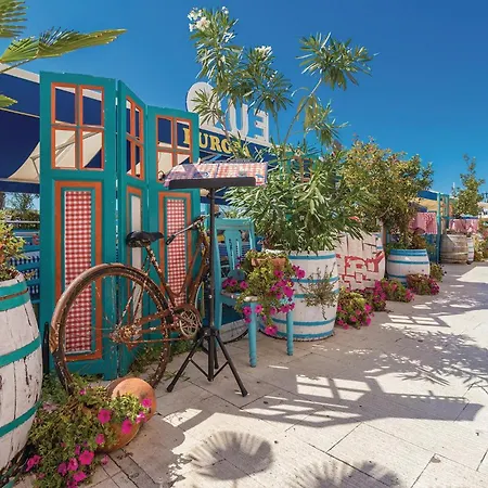 1 Bedroom Cozy In Apartmán Biograd Na Moru